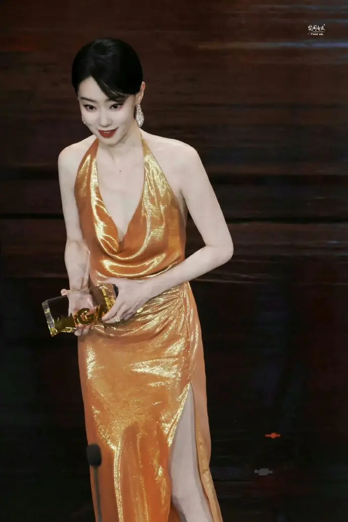 口袋神探下载数据对比